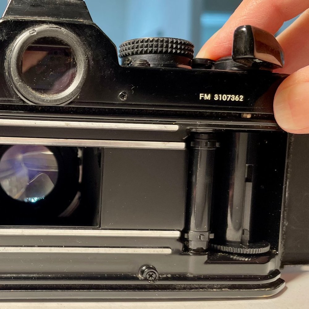NIKON FM Vintage Black Body camera w 2 LENSES & many accessories - Picture 6 of 16